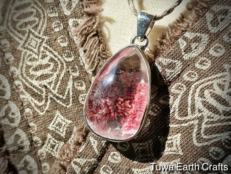 高品質 高透明 大玉ガーデンクォーツ クリア庭園水晶 レッドグリーン