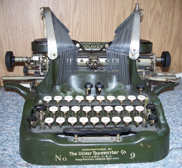 1919 Oliver 9 on the Typewriter Database