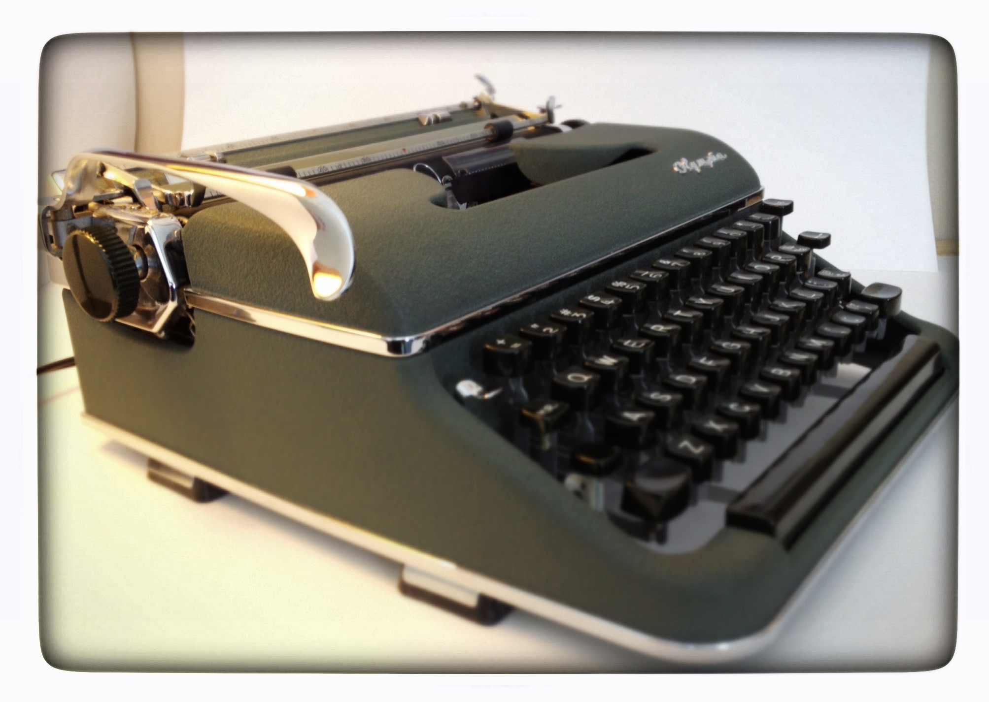Olympia SM3 DeLuxe – Typewriter Review