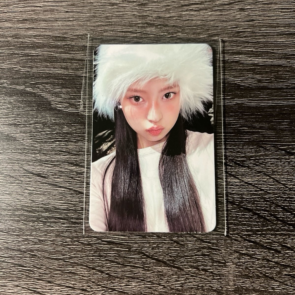 VIVIZ summer vibe hello82 autographed signed | Mercari