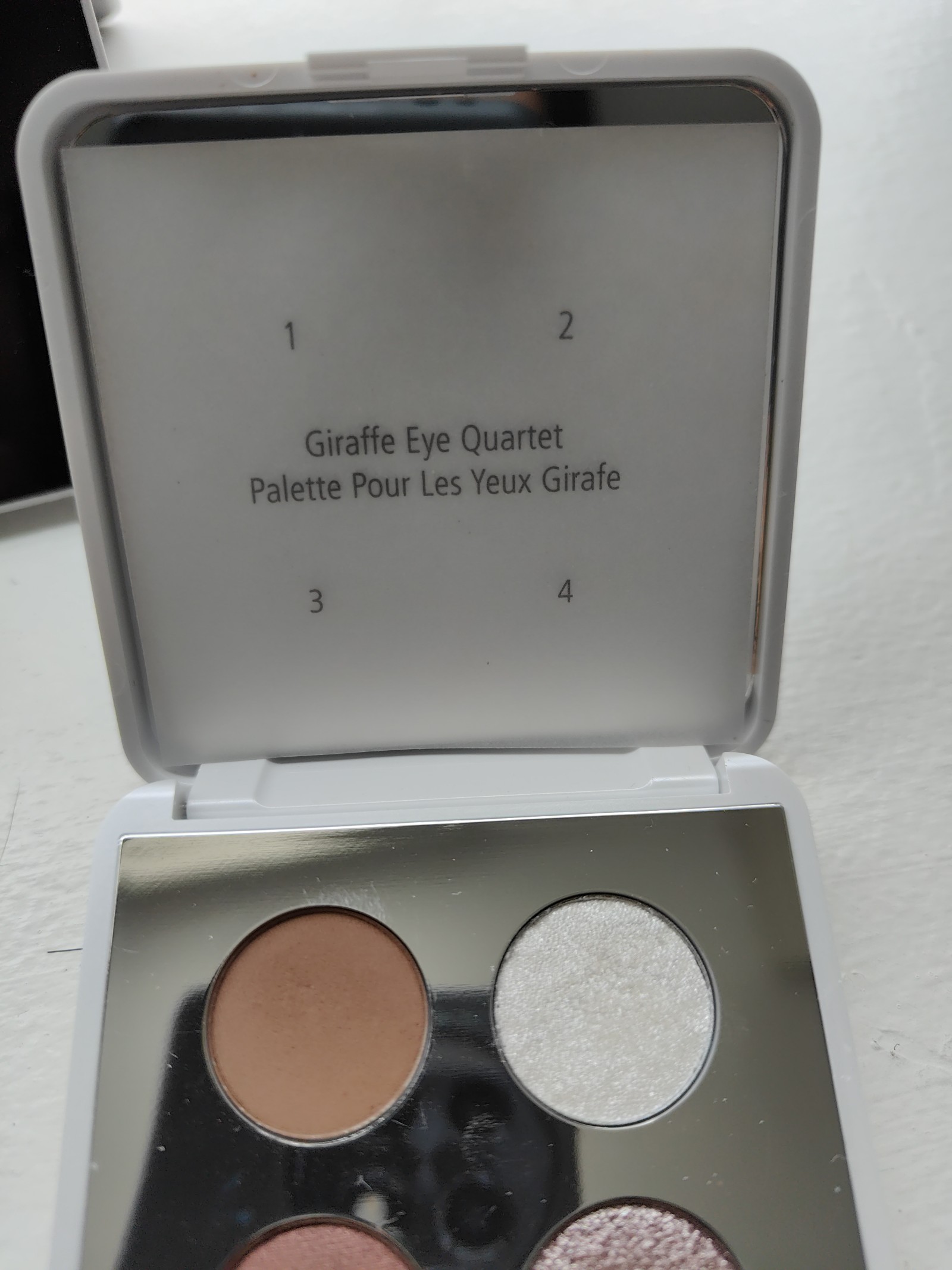 chantecaille Giraffe Eyeshadow Limited | Mercari
