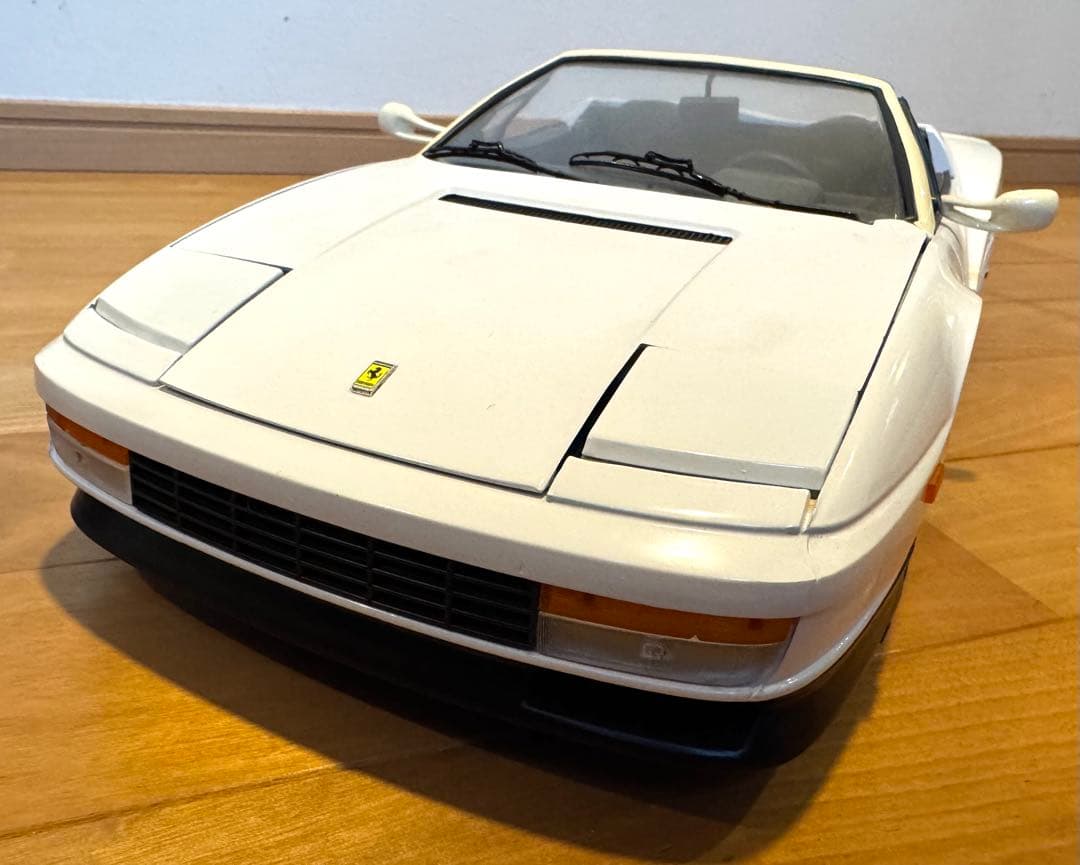 1/8 Ferrari TESTAROSSA SPIDER フェラーリ テスタロッサスパイダー