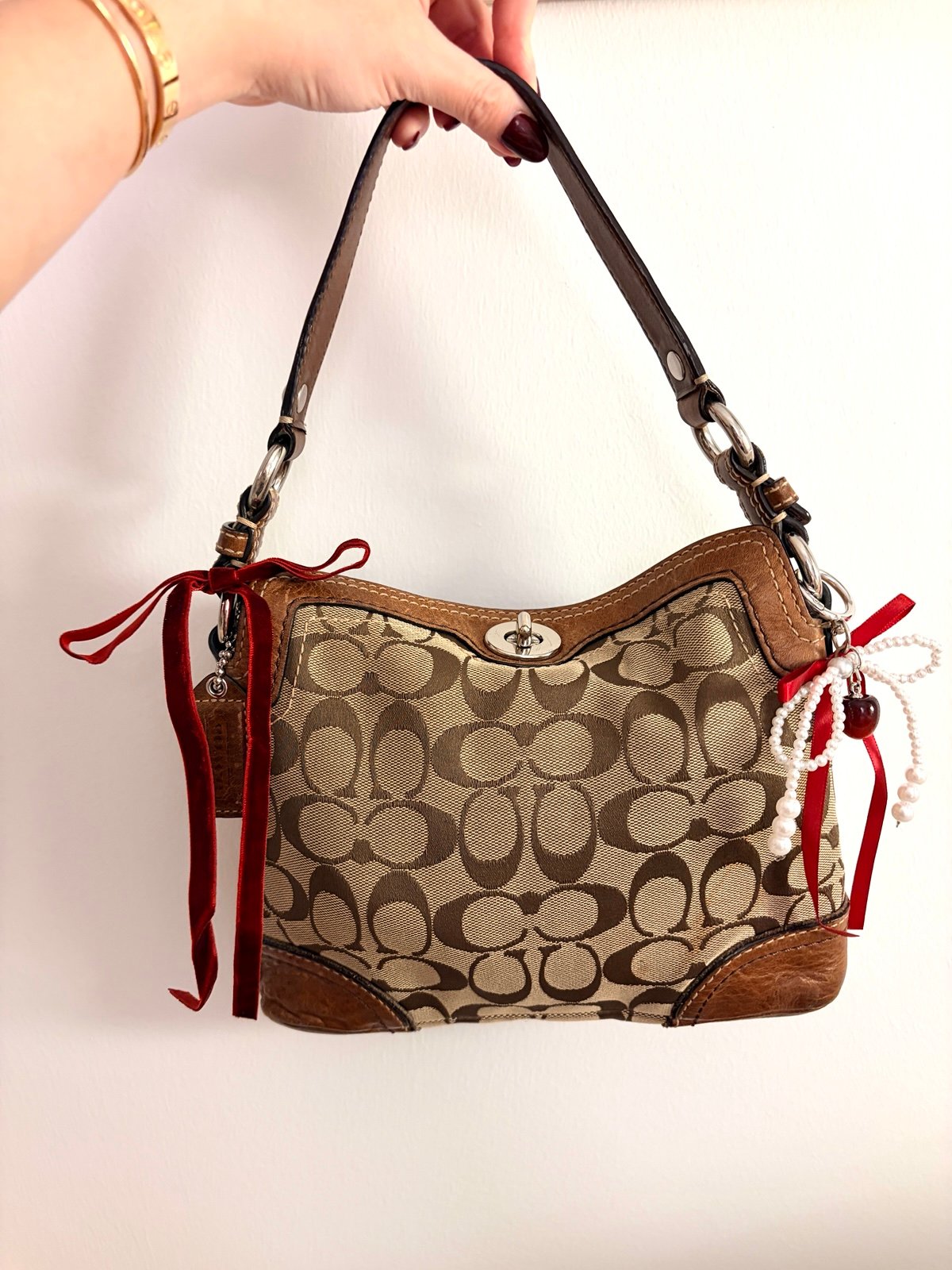 Y2K vintage brown signature turnlock shoulder | Mercari