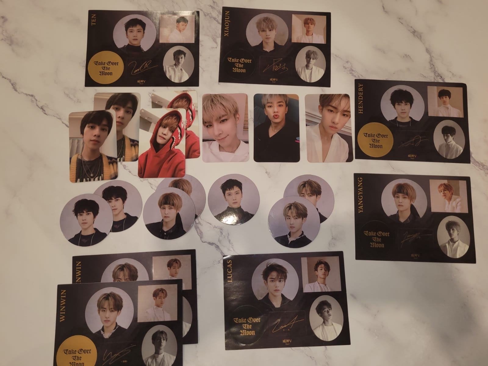 WayV Take over the moonタイver. ウィンウィン トレカ WAYV 2nd Mini