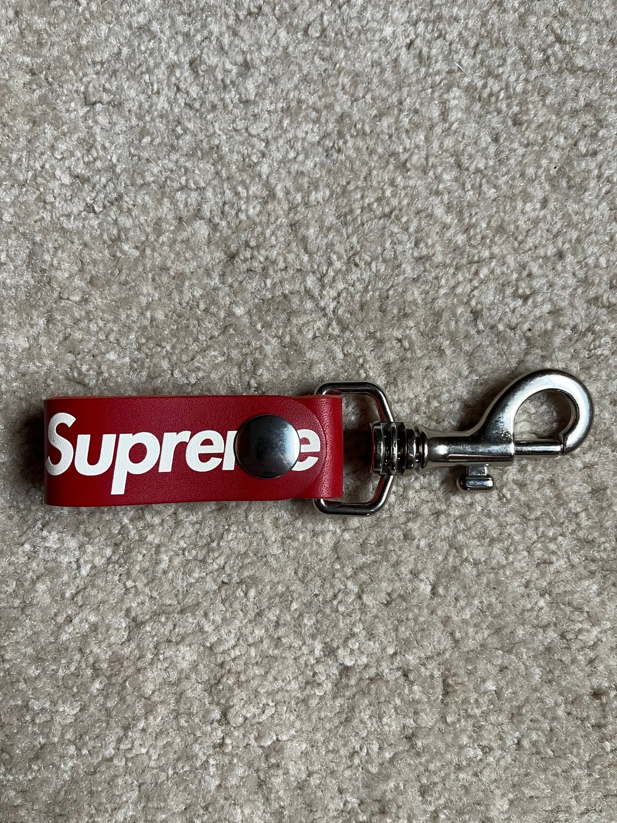 2021ss Supreme Leather Key Loop Rare Supreme Red Leather Key Loop