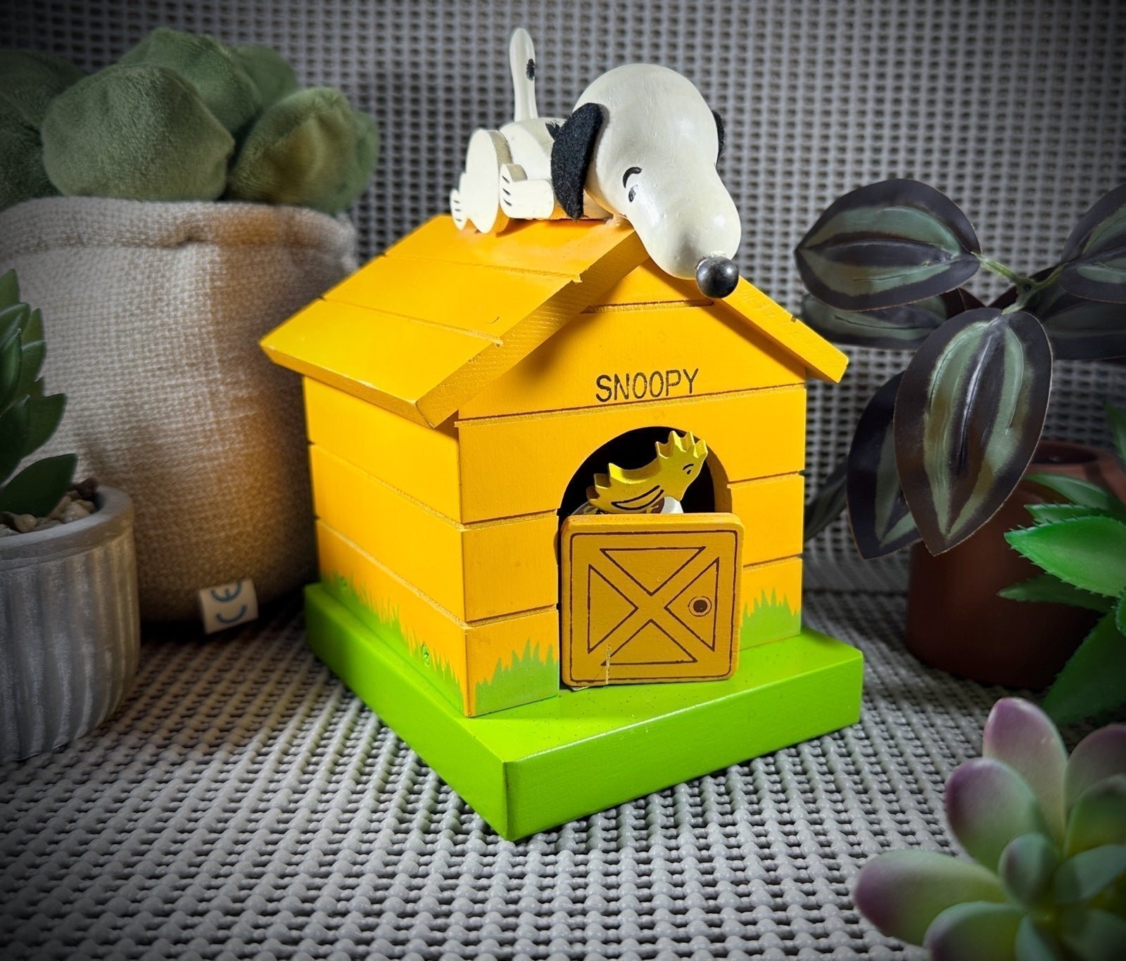 schmid社 1971年 ビンテージ スヌーピーオルゴール DOG HOUSE schmid社