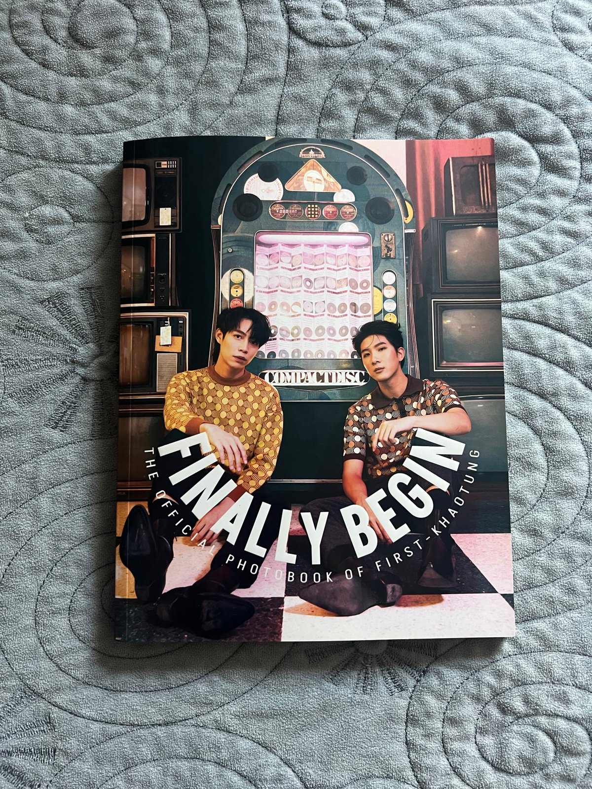 FINALLY BEGIN FirstKhaotung 写真集 Pics of First & Khaotung