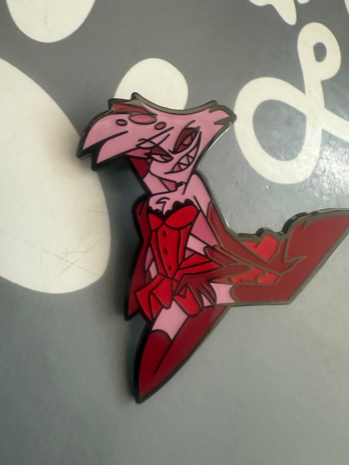 新品】ハズビンホテル エンジェルダスト ピンズ shark robot【レア