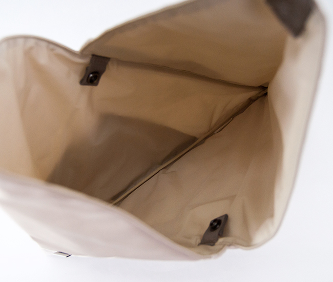 BRIEFING ブリーフィング TILT TRIANGLE TOTE［BRL231T08］【2024SS