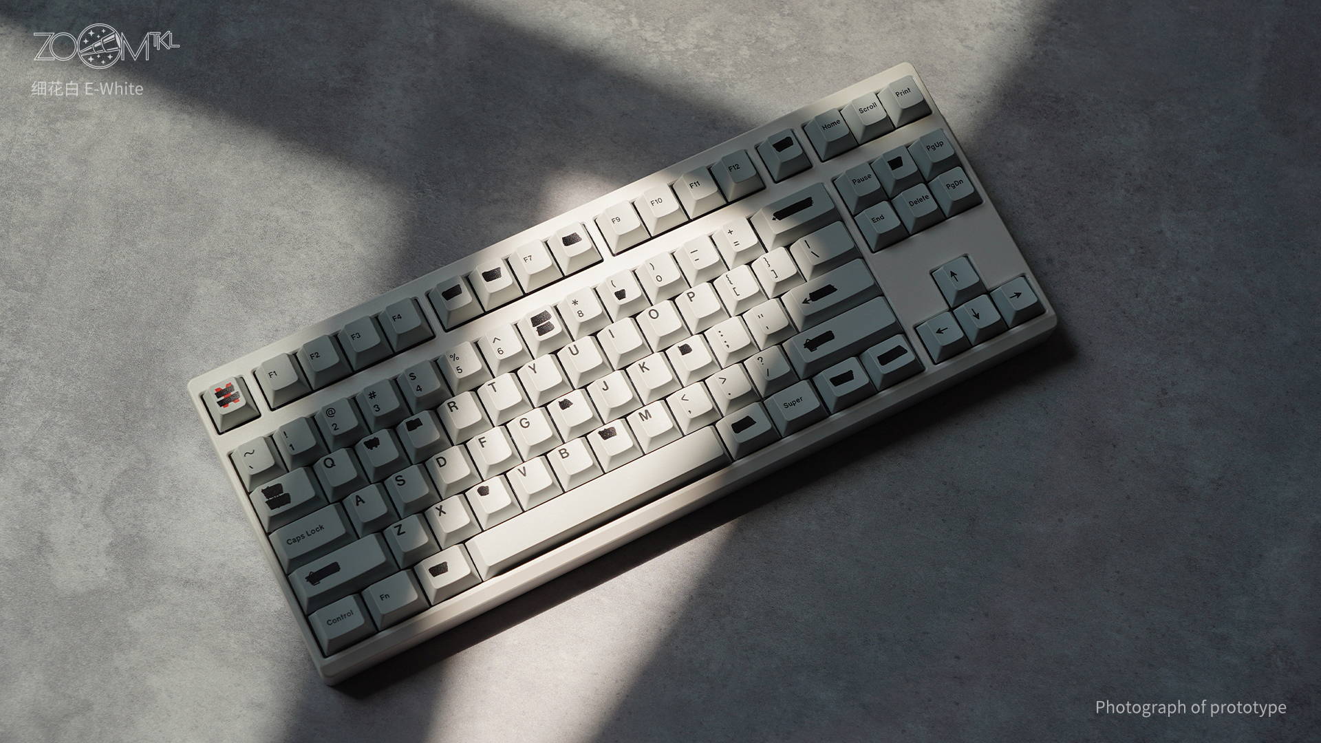GB] ZOOM TKL ESSENTIAL EDITION