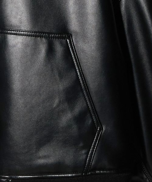 INSCRIRE＞レザーライク ジップアップフーディ