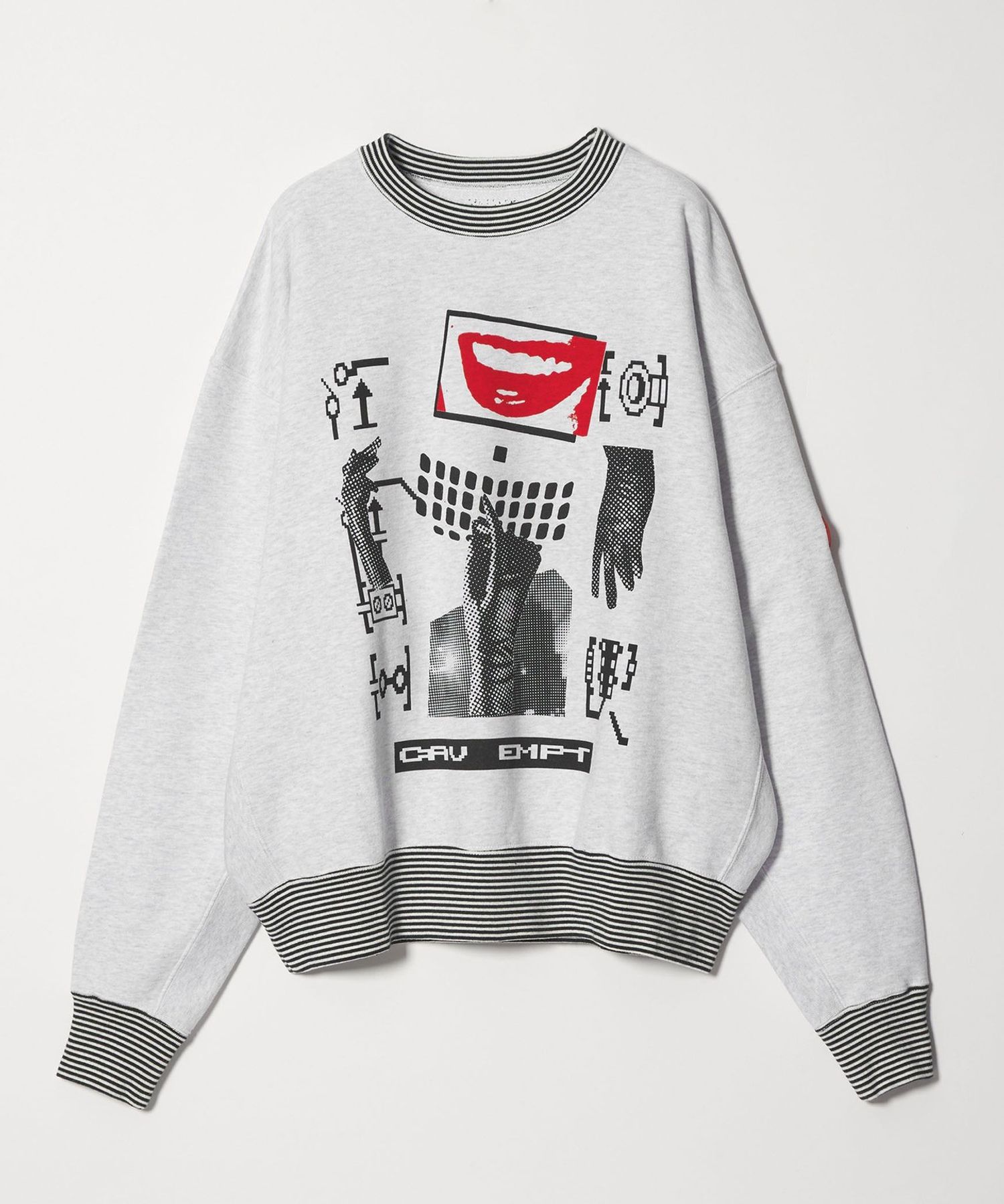 C.E＞LIPS DISPLAY CREW NECK/スウェット