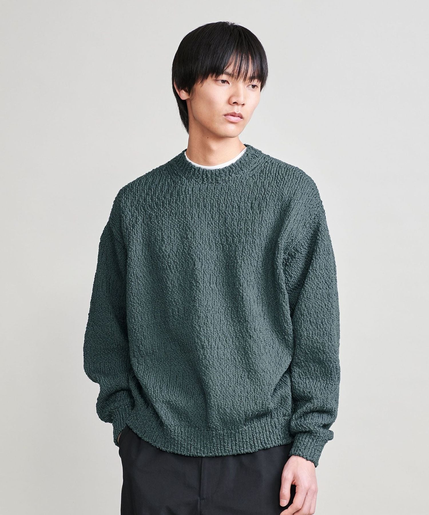 H＞バンプコットン ワイドクロップド クルーネックニット