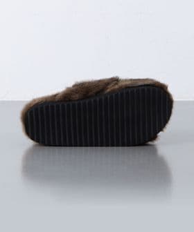 ビジューフェイクファー バックストラップ サンダル