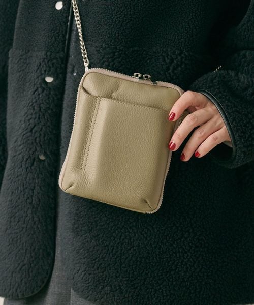 レザー ジップ ショルダーバッグ ―2WAY―