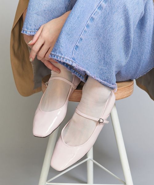 エナメルライク ストラップ バレエシューズ