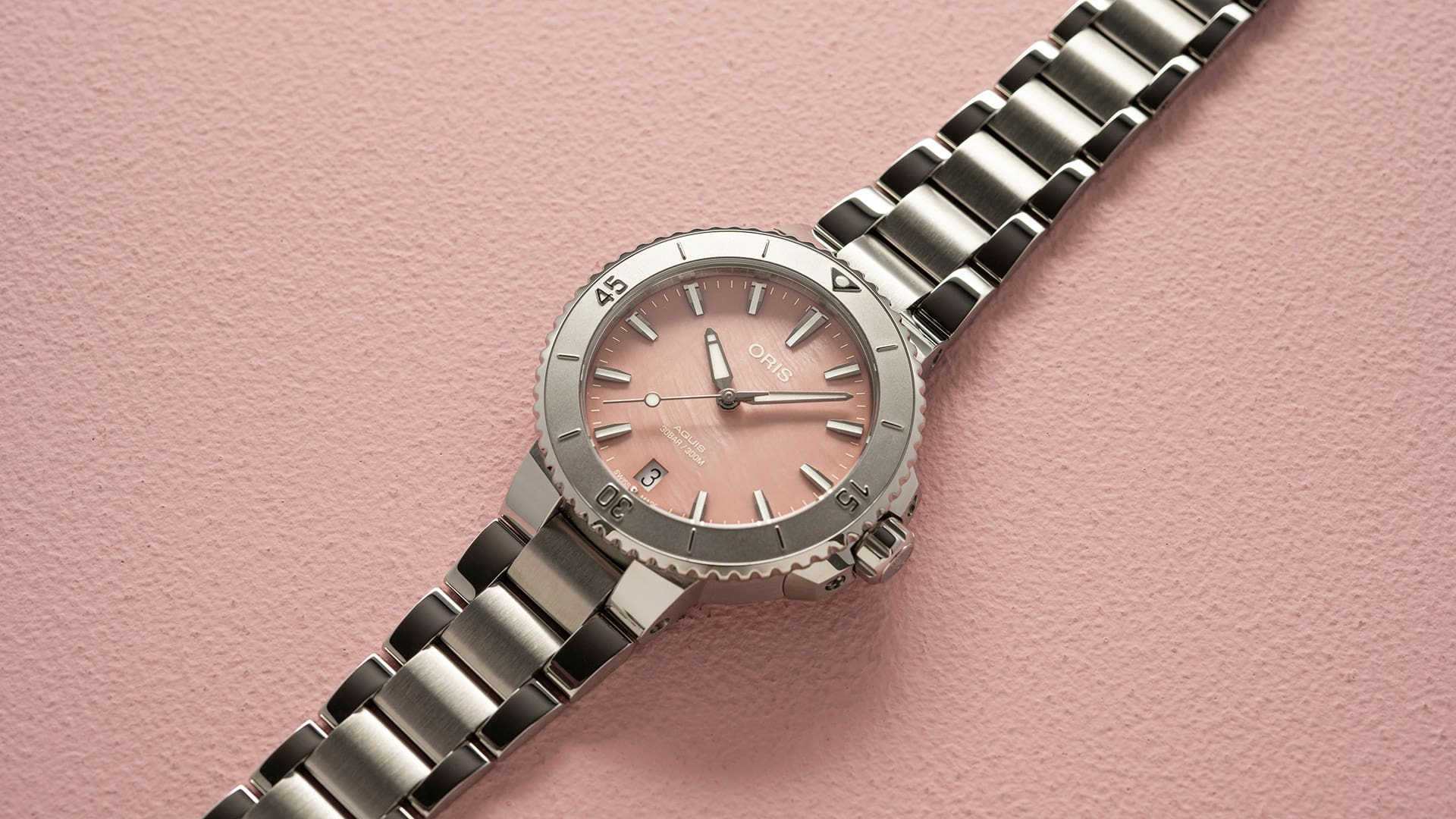 春につけたい、ピンク文字盤の機械式腕時計を一挙紹介！ | 腕時計入門所