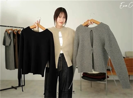Suzu×CLANE同型 W FACE CENTER SLIT KNIT TOPS