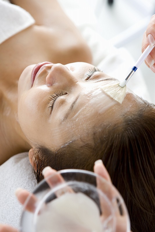 マッサージピールは大阪の上本町皮フ科クリニックへ