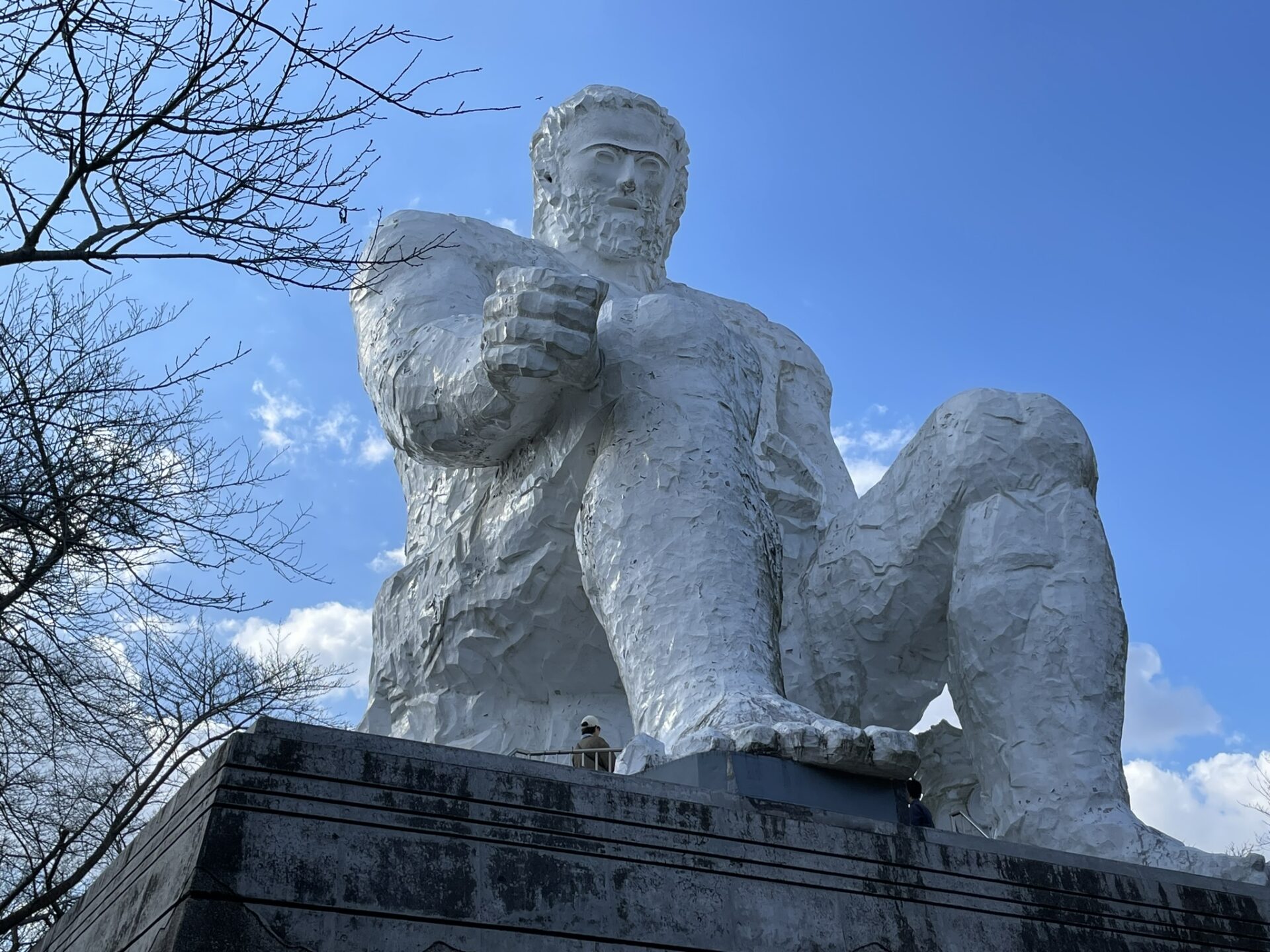 茨城県水戸市】大串貝塚ふれあい公園-巨大なダイダラボウが見守る公園
