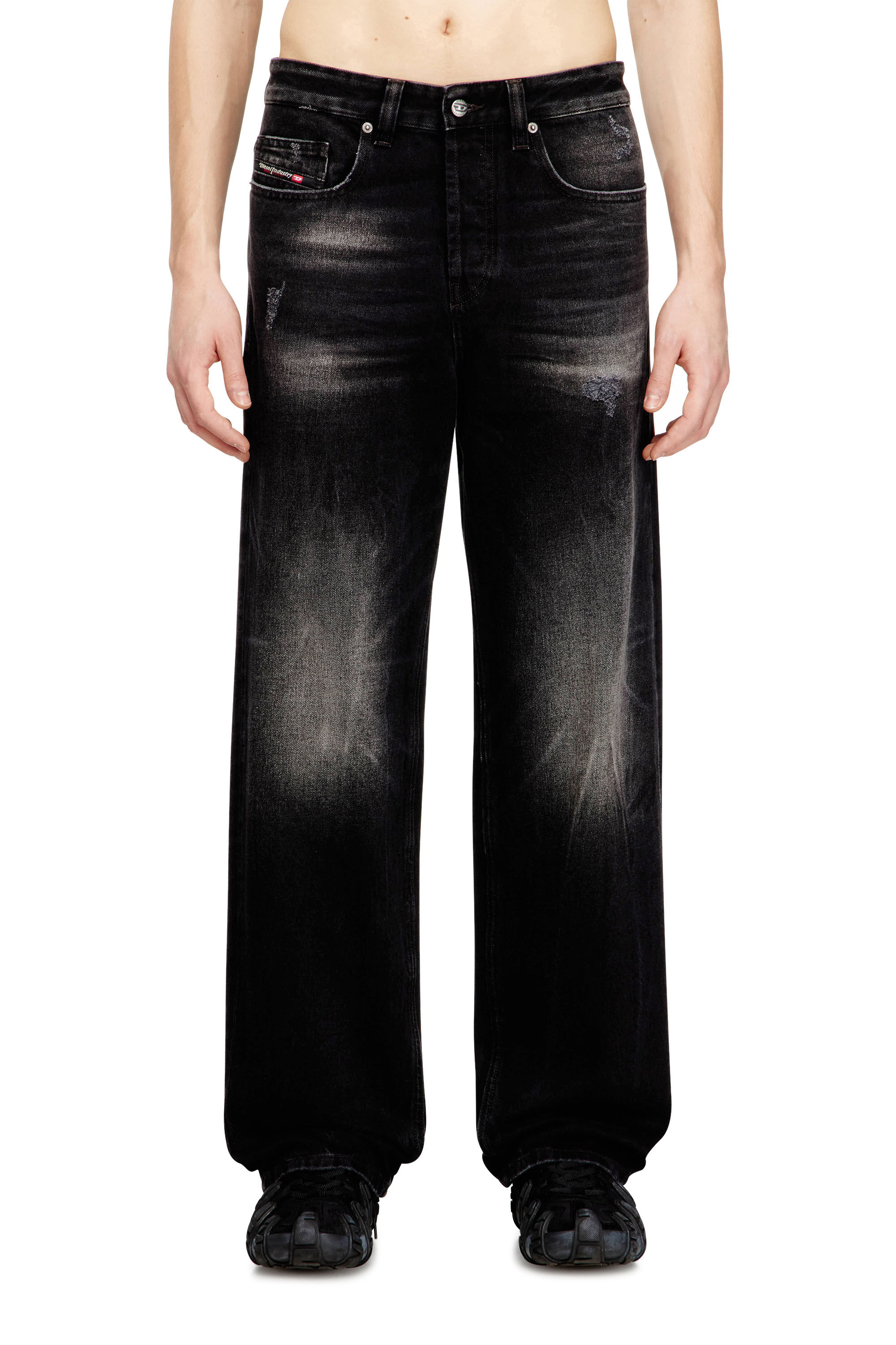 Men's Relaxed Jeans | Black | Diesel 2001 D-Macro