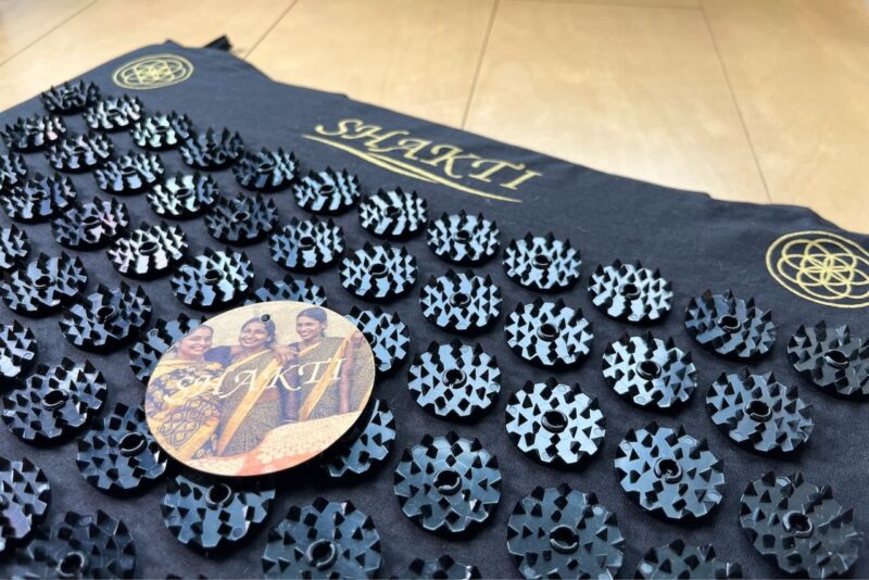 シャクティマットの効果は？鍼と指圧の利点を融合したマットで