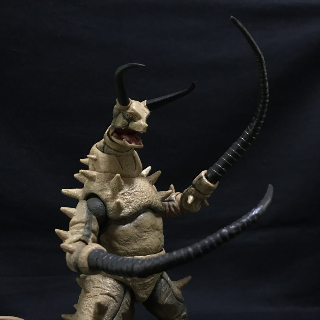 グドン – Ultra-arts Fan【ウルトラアーツ・ファン】