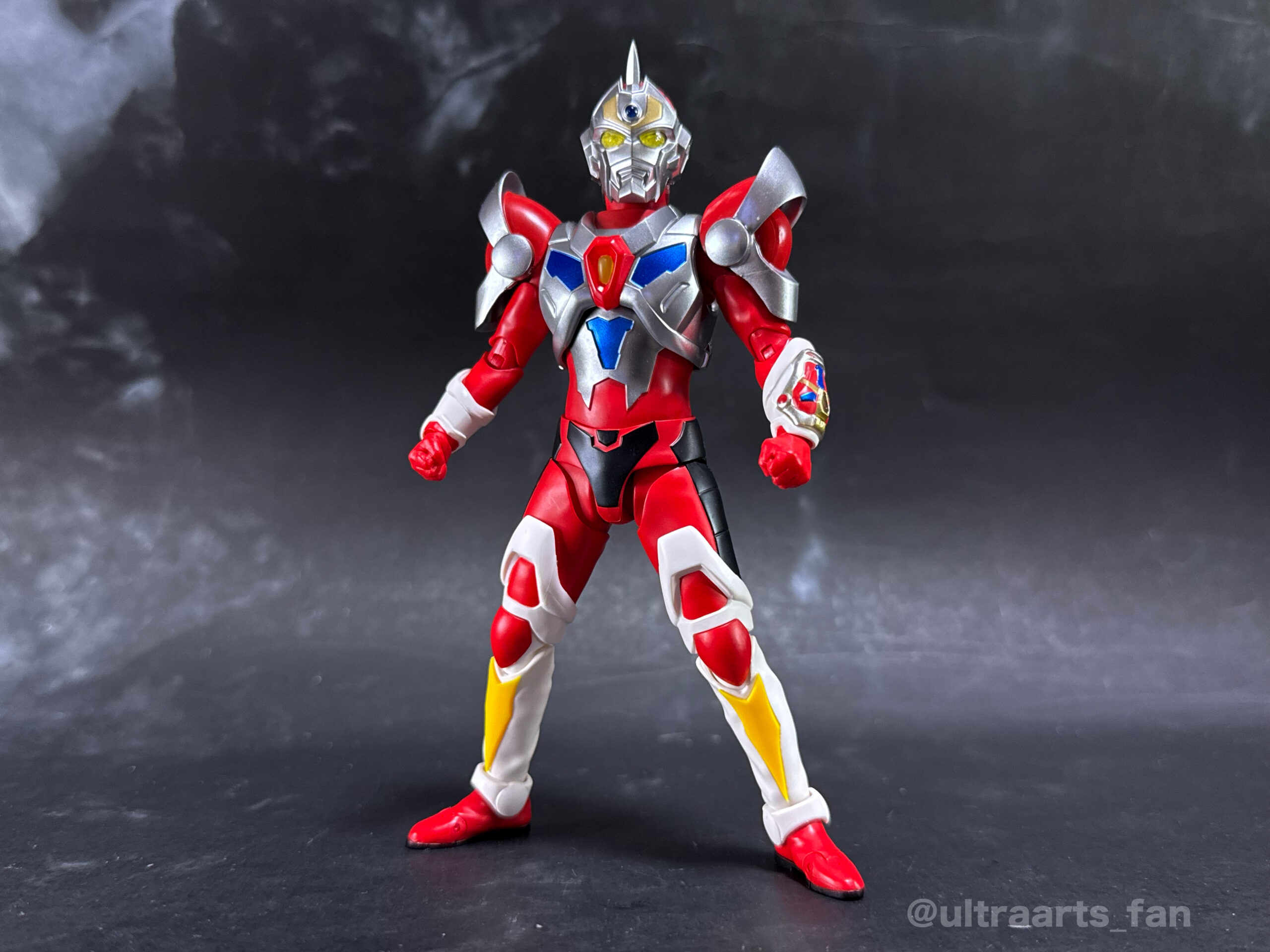 簡易レビュー】S.H.Figuarts 真骨彫製法 グリッドマン – Ultra-arts