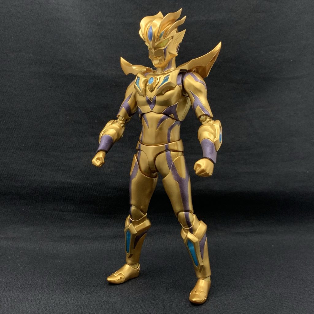 ウルトラマンゼロビヨンド（ギャラクシーグリッター） – Ultra-arts