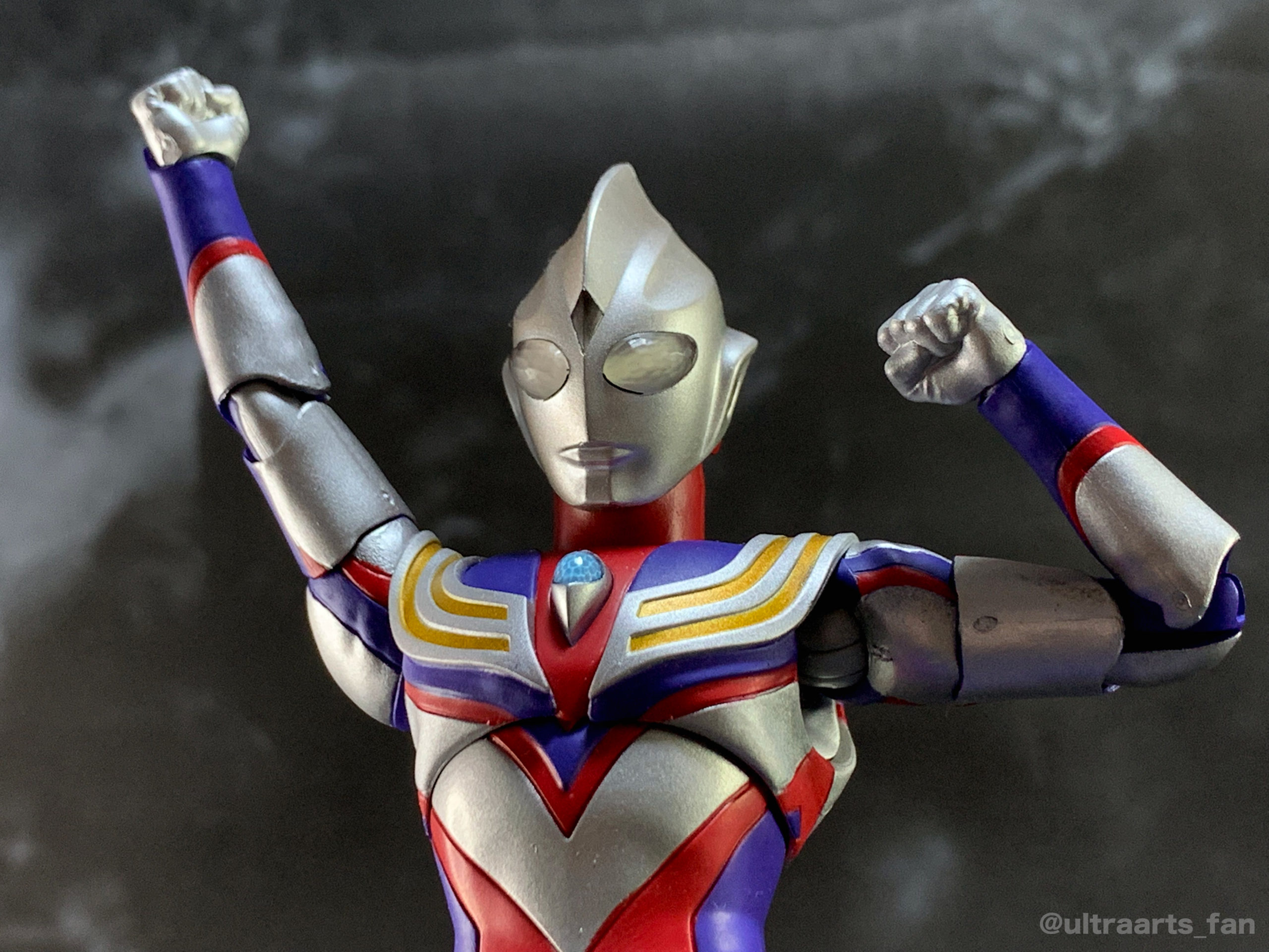 簡易レビュー】S.H.Figuarts 真骨彫製法 ウルトラマンティガ パワー