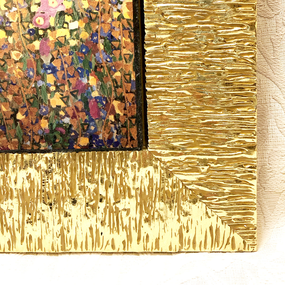 クリムト ザ・キス／ゴールドフレームの縦長アート額絵 （イタリア製