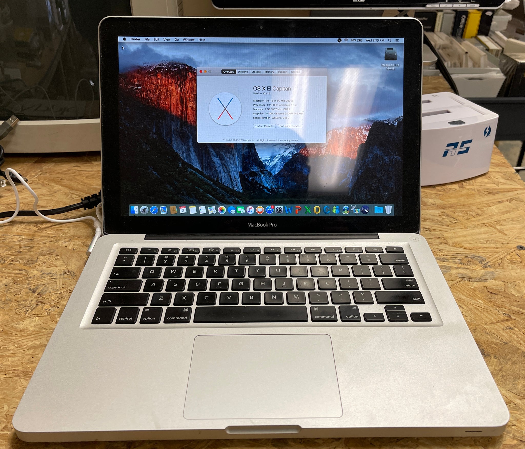 Apple MacBook Pro 13-inch Mid 2009 2.26GHz Intel Core 2 Duo