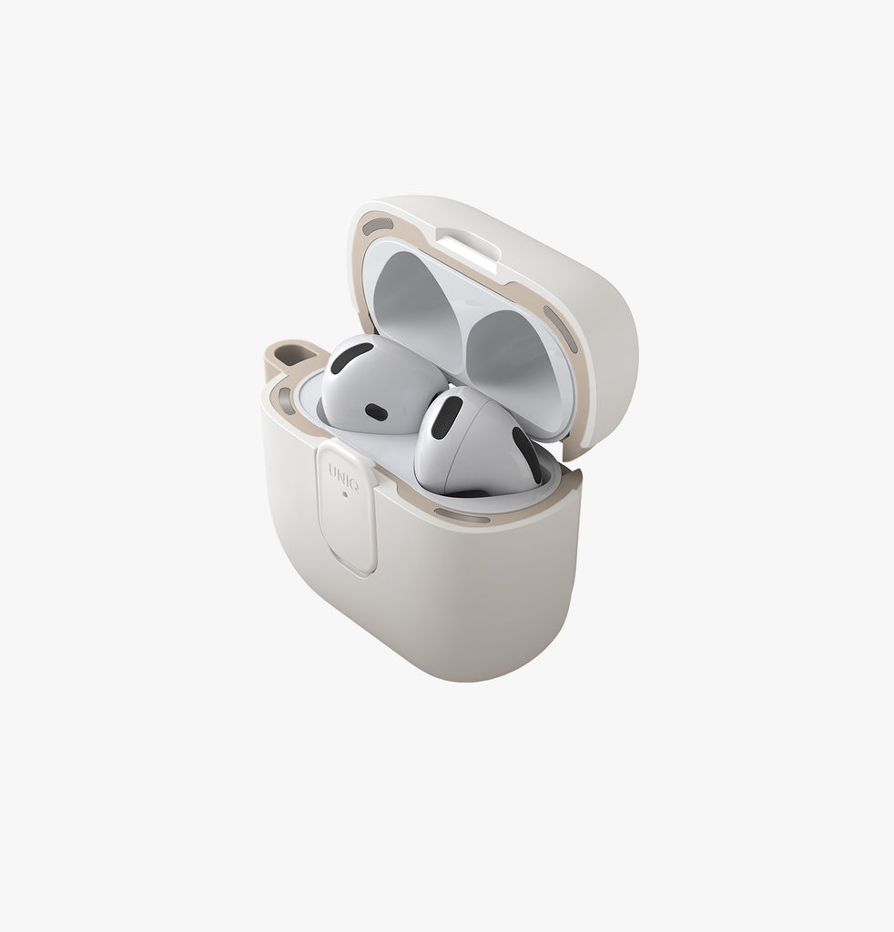 Clyde Magnetic Opening AirPods (4th Gen) Case | UNIQ