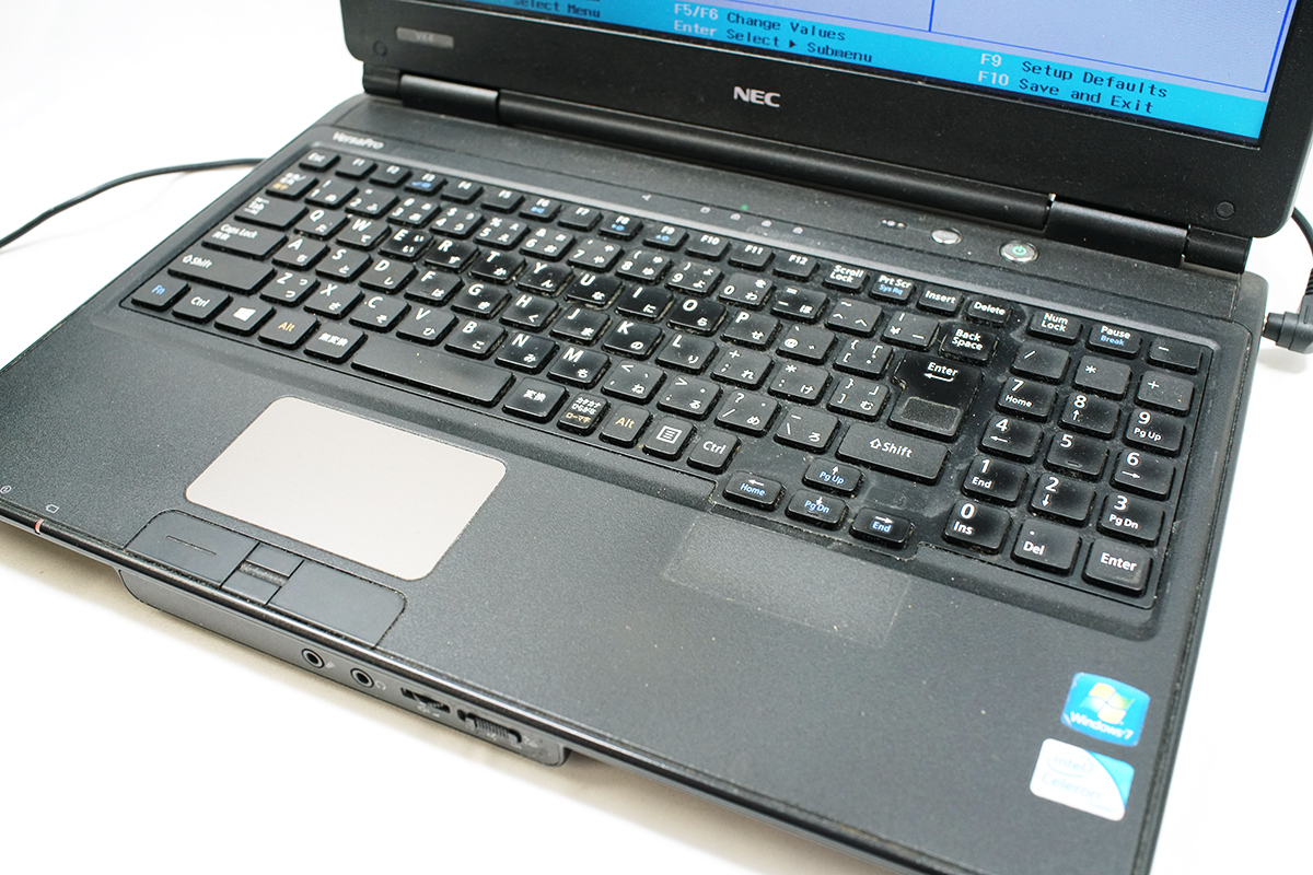 ジャンク品ノートパソコン NEC PC-VK19 15.6インチ / Used Fun