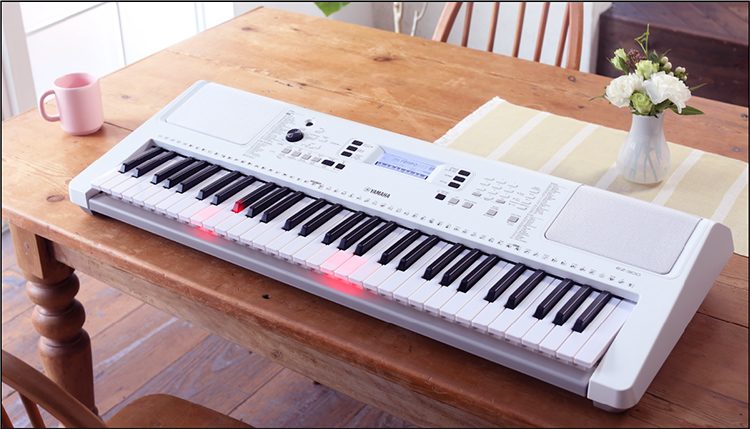 EZ-300 Beginners Keyboard with Lighted Keys – Yamaha USA