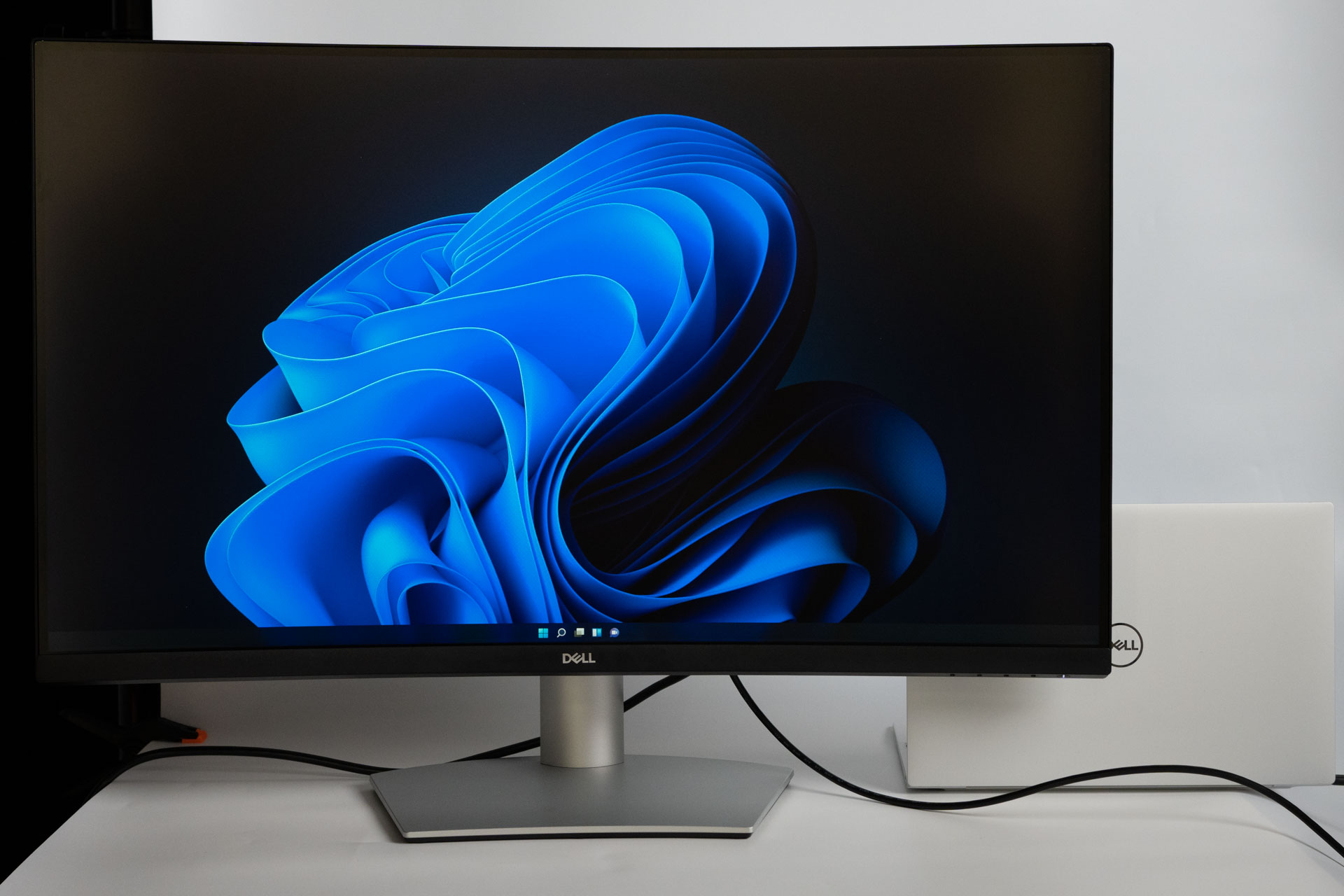 ち*ん様 L1204-02 DELL S3221QS フラットパネルモニター 本 ち*ん様