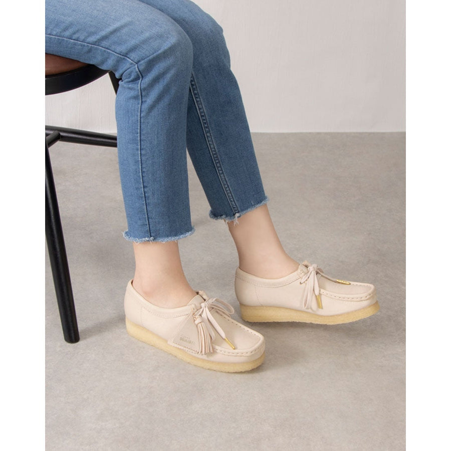Clarks〉Wallabee / Beige Leather (Womens)｜UP NORTH ONLINE STORE