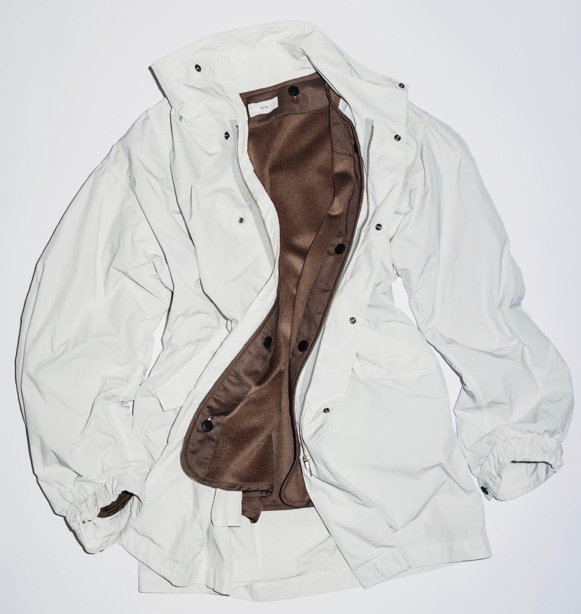 ATON for BEAUTY&YOUTH 別注ショートモッズコートが国内9月7日に発売