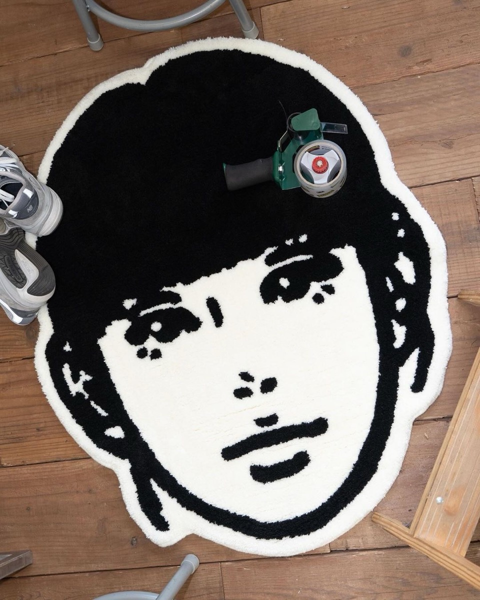 ON AIR / KYNE x MIYOSHI RUG コラボラグの受注販売が国内10月20日まで