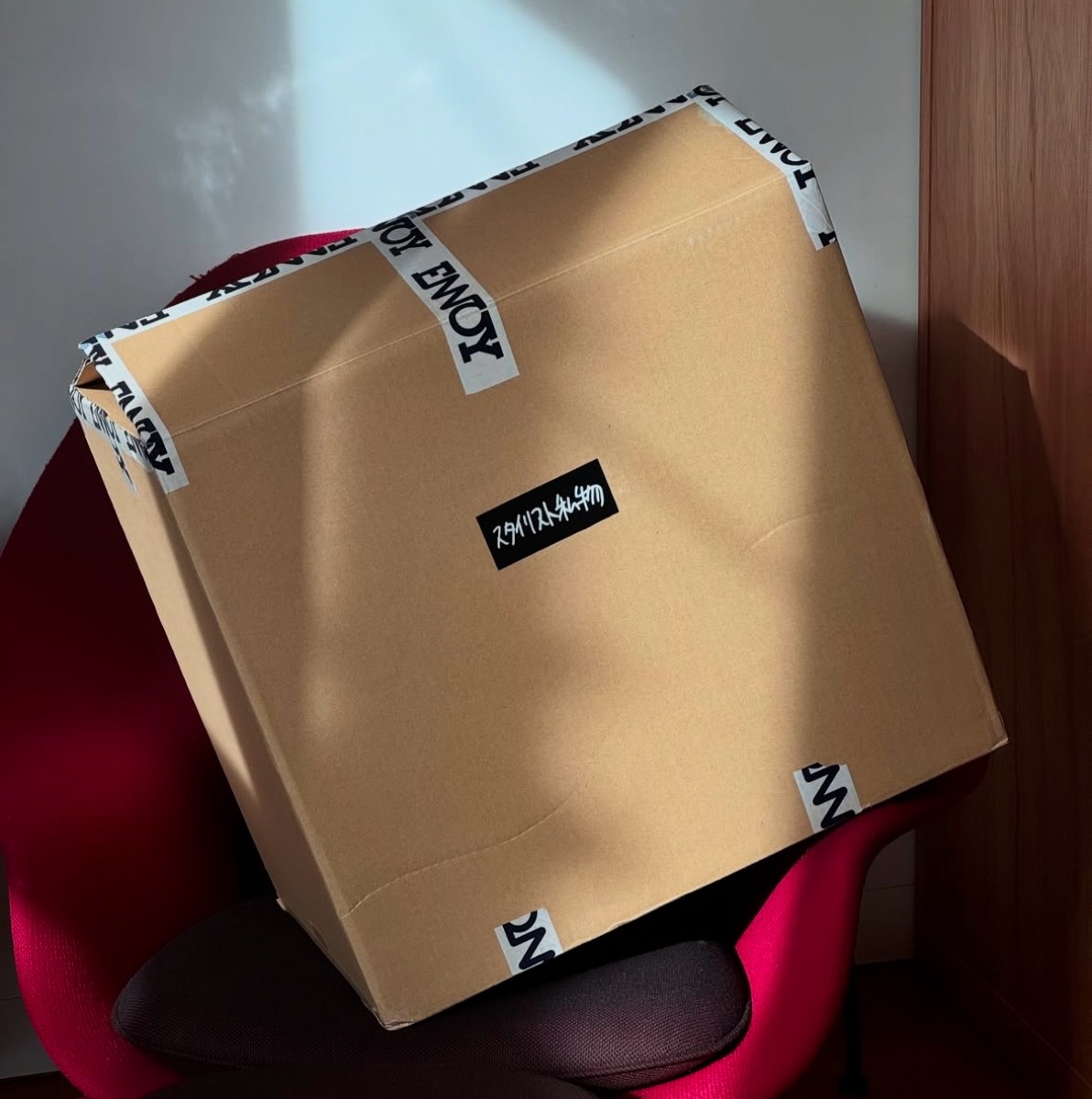 ENNOY x スタイリスト私物 『中綿シャカシャカ2025』が国内1月5日より