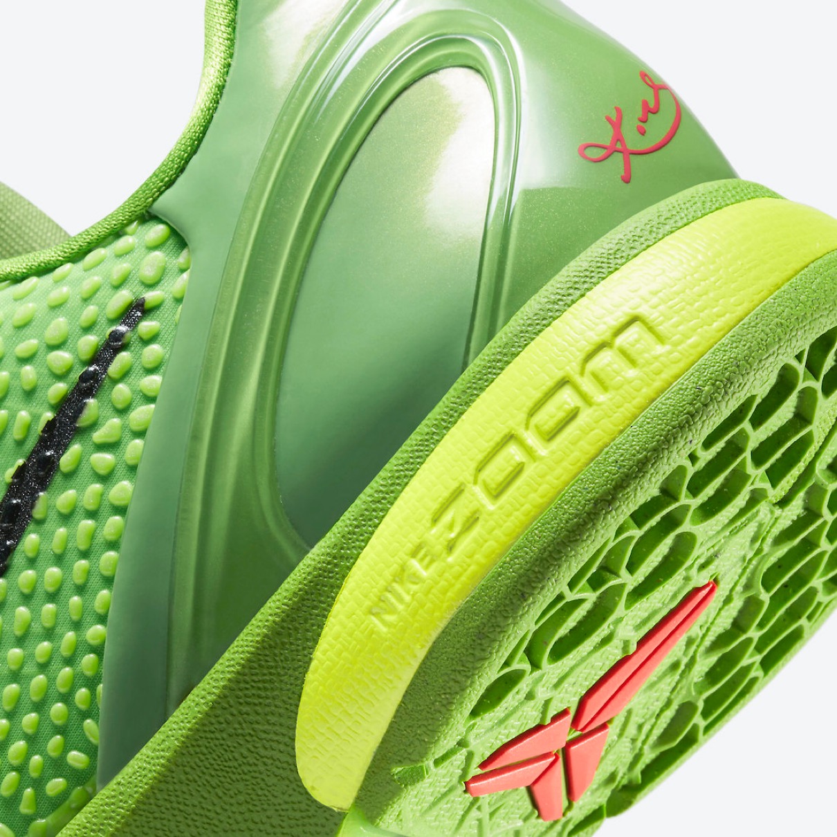 Nike】Kobe 6 Protro “Grinch”が国内12月25日に復刻発売予定 | UP TO DATE