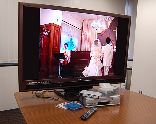 三菱の録画テレビ「REAL LASERVUE」、機能全部入りで簡単ダビング