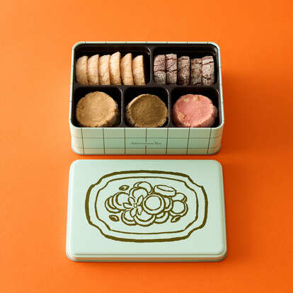 Afternoon Tea】大きめトートがかわいい「2026年福袋」の中身が豪華