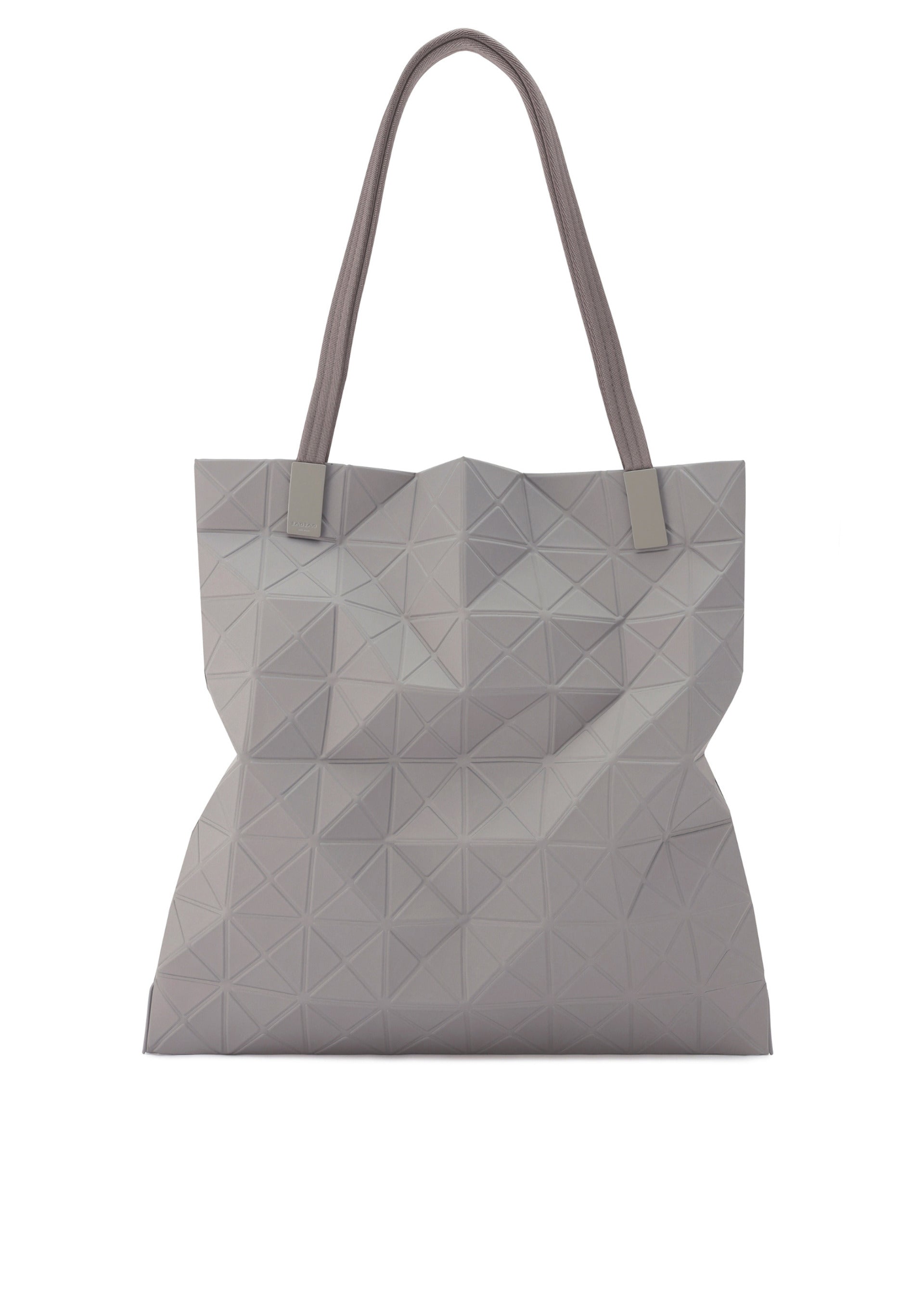 TRACK TOTE BAG – ISSEY MIYAKE ONLINE STORE