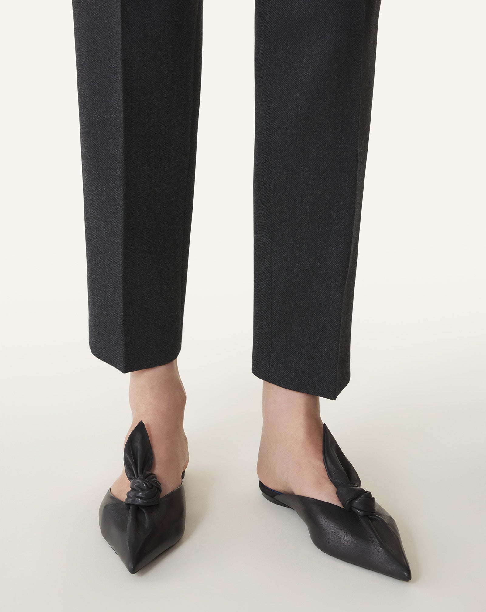 Black Midnight Step Leather Bow Mule | Lanvin