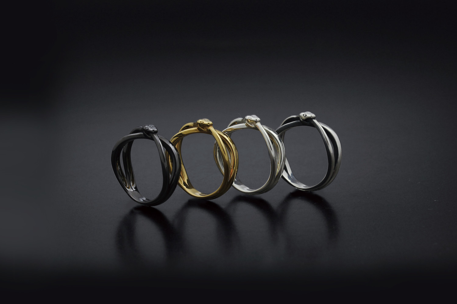 HYDEオリジナルリング「LILITH ∞ (リリス・インフィニティ)」受注販売