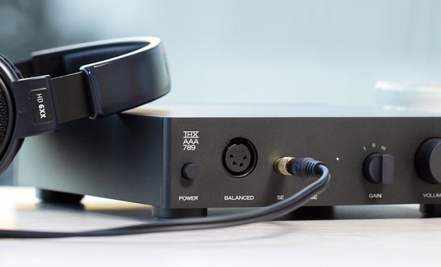 金属製ドライバー搭載の完全開放型ヘッドホン「Focal Elex」【レビュー