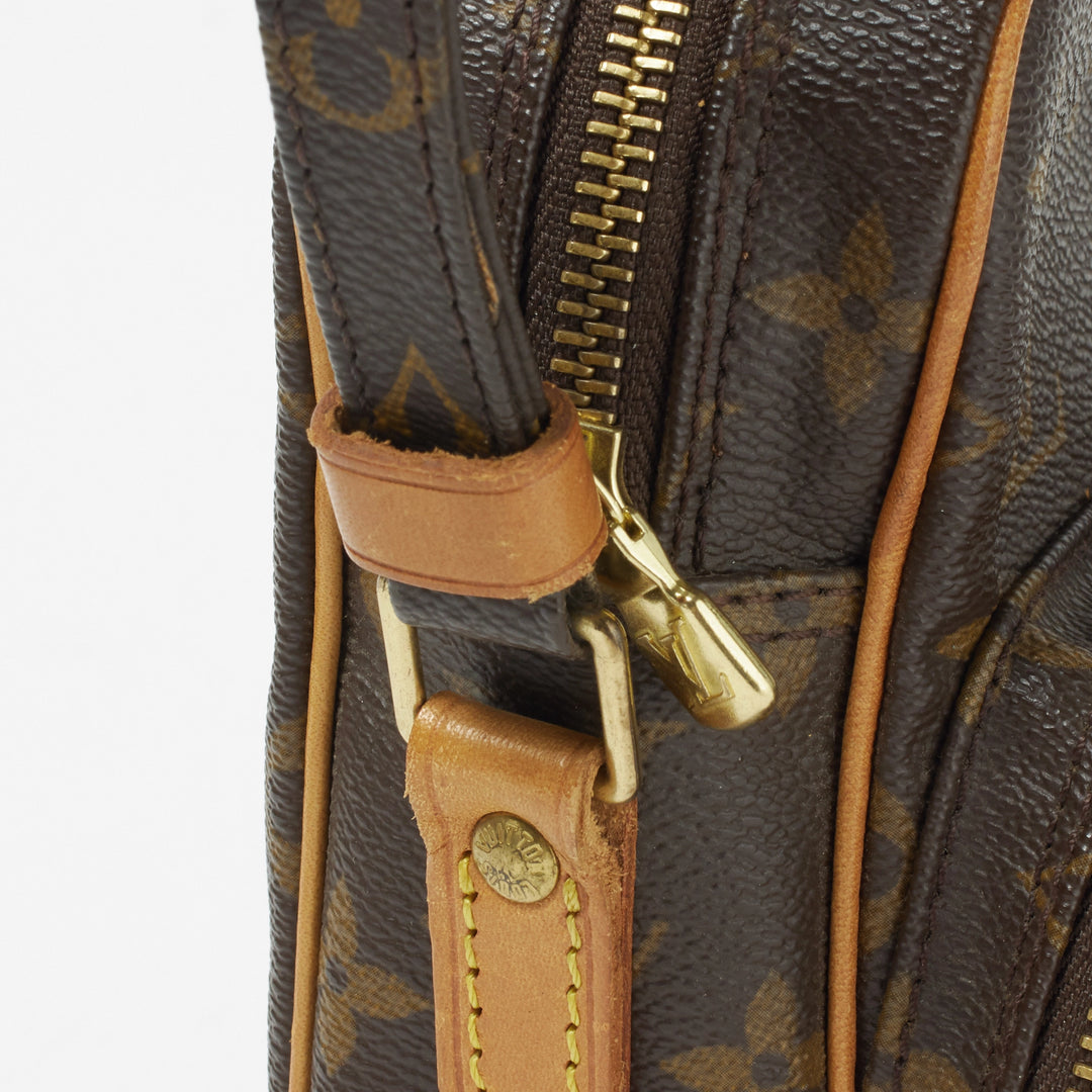 LOUIS VUITTON/ルイ・ヴィトン】モノグラム アマゾン ショルダーバッグ