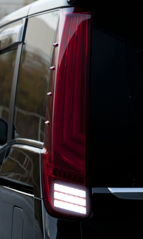 80系 ノア ヴォクシー エスクァイア JEWEL LED TAIL LAMP REVO｜製品