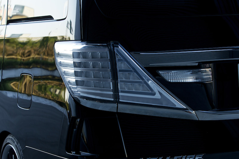 トヨタ 20系 アルファード ヴェルファイア ジュエルLEDテールランプ